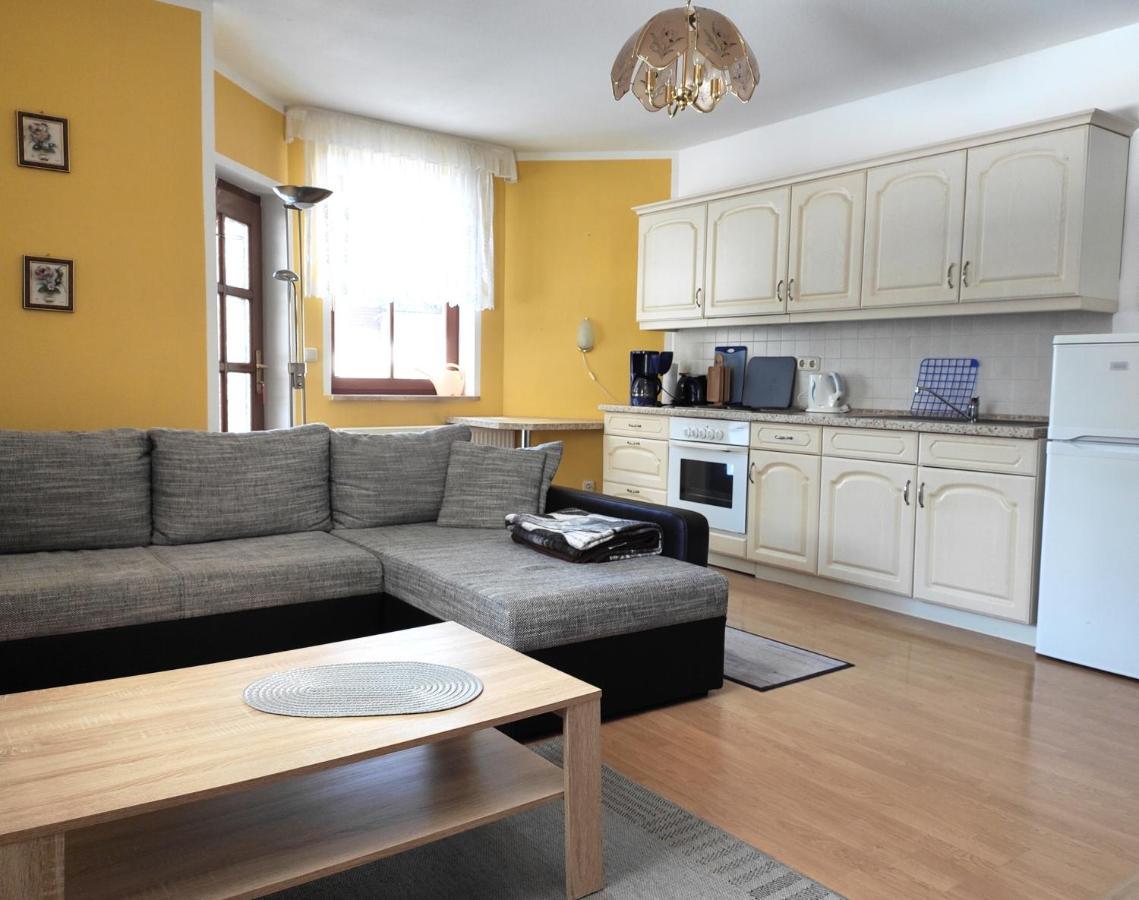 Ferienwohnung An Der Bimmelbahn - Familie Lange Oberwiesenthal Bagian luar foto